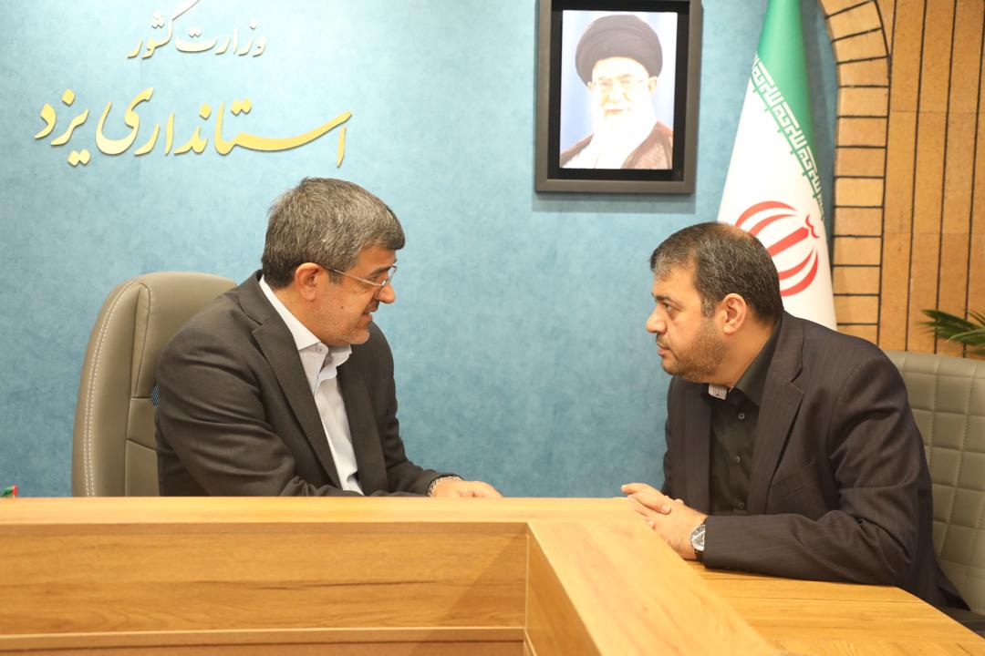 دیدار با استاندار یزد-02